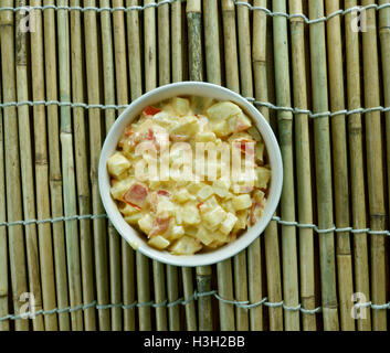 Kurma de pommes de terre - pommes de terre au curry indien rapide Banque D'Images