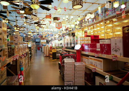 Le magasin Home Depot à Acapulco, Mexique. Banque D'Images