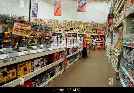 Le magasin Home Depot à Acapulco, Mexique. Banque D'Images