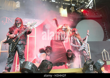 Maria Brink de En ce moment perfoms à l'amphithéâtre du rivage le 29 juillet 2016 à Mountain View, Californie. Banque D'Images