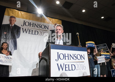 Candidat à l'élection présidentielle Gouverneur Gary Johnson parle au Johnson/soudure presidential rassemblement à l'hôtel Sheraton du centre-ville de Seattle le 17 septembre 2016 à Seattle, WA Banque D'Images