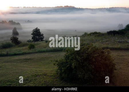 Lever du soleil sur la vallée de la rivière Gauja dans Gaujiena Vidzeme Lettonie Banque D'Images