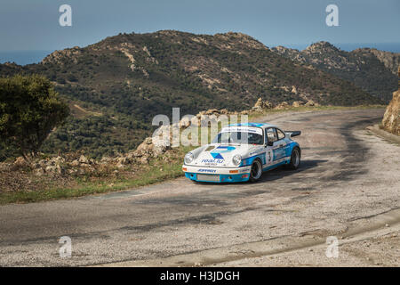 PALASCA, CORSE - 7 octobre 2016. R. Dumas & D Giraudet la concurrence sur les Porsche dans les 2016 Tour de Corse Historique Banque D'Images