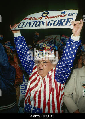 Canton, Ohio, USA, Octobre, 1992 Rassemblement pour la campagne démocrate William Clinton, Gouverneur de l'Arkansas Crédit : Mark Reinstein Banque D'Images