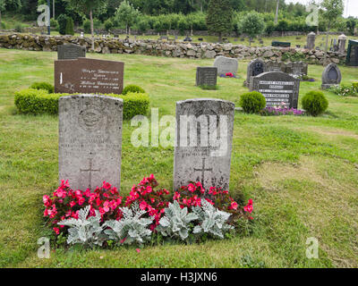 Les pierres tombales dans le cimetière, Lista Vanse Vest-Agder Norvège commémorant les soldats de l'Armée royale canadienne durant la DEUXIÈME GUERRE MONDIALE, tombé Banque D'Images