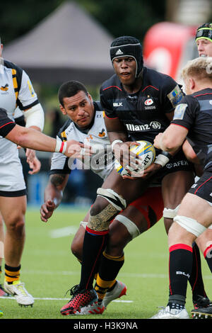 Barnet Copthall, Londres, Royaume-Uni. 09Th Oct, 2016. Aviva Premiership Rugby. Sarrasins contre les guêpes. Maro Itoje de Sarrasins sur la balle. Score final : 30-14 Saracens guêpes. Credit : Action Plus Sport/Alamy Live News Banque D'Images