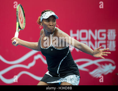 Hong Kong. 10 Oct, 2016. Venus Williams lors de son match contre Risa Ozaki du Japon dans l'ouverture ronde de Hong Kong Open Tennis tournoi WTA. Venus Williams a remporté le match 64, 61 : Crédit Jayne Russell/ZUMA/Alamy Fil Live News Banque D'Images