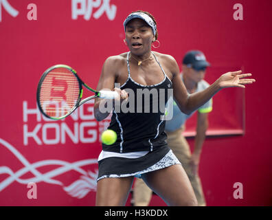 Hong Kong. 10 Oct, 2016. Venus Williams lors de son match contre Risa Ozaki du Japon dans l'ouverture ronde de Hong Kong Open Tennis tournoi WTA. Venus Williams a remporté le match 64, 61 : Crédit Jayne Russell/ZUMA/Alamy Fil Live News Banque D'Images