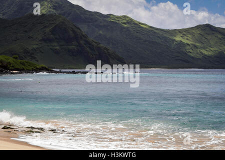 La Baie de Yokohama, Ka'ena Point State Park sur le côté sous le vent d'Oahu, Hawaii Banque D'Images