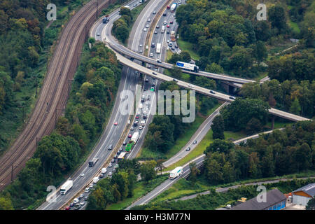 Areal view de l'autoroute de l'autoroute, de l'autoroute A3 et A40, Duisburg, Allemagne Banque D'Images