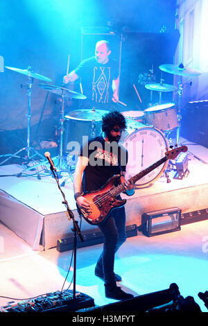 Barcelone - Dec 13 : Berri Txarrak (groupe de heavy metal alternatif) performance live à Apolo. Banque D'Images