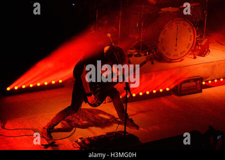 Barcelone - Dec 13 : Berri Txarrak (groupe de heavy metal alternatif) performance live à Apolo. Banque D'Images