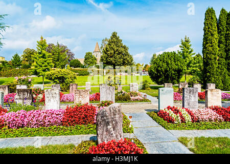 Tombes de la famille de Thomas Mann au cimetière de Kilchberg Kilchberg près de Zurich, Suisse ; Banque D'Images
