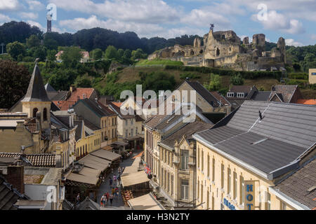 Château de Valkenburg - un château en ruine au-dessus de la ville de Valkenburg aan de Geul aux Pays-Bas. Il est unique, dans le Netherland Banque D'Images