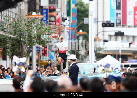 Atsushi Yamamoto, 10 octobre 2016 : La démonstration par les Japonais les athlètes de haut niveau ont été organisées pour promouvoir Tokyo 2020 Jeux Olympiques et Paralympiques de 2010 à Shibuya à Tokyo, Japon. © AFLO SPORT/Alamy Live News Banque D'Images