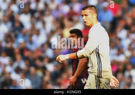 Cristiano Ronaldo (Real Madrid) au cours de la match de la LIGA entre le Real Madrid et SD Eibar joué au Stade Santiago Bernabeu, Madrid - Photo : J.M.Colomo Cordon Press Banque D'Images