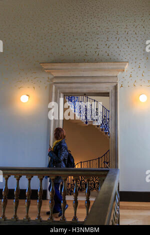 Royal Greenwich, Londres, 11 octobre 2016. La Maison de la Reine, qui était fermé pour restauration et rénovation pour plus d'un an, ouvre de nouveau au public, marquant le 400e anniversaire du bâtiment historique. Credit : Imageplotter News et Sports/Alamy Live News Banque D'Images