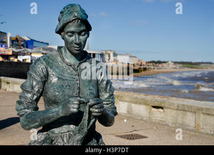 Le Gansey fille sur la jetée nord de Bridlington. Banque D'Images