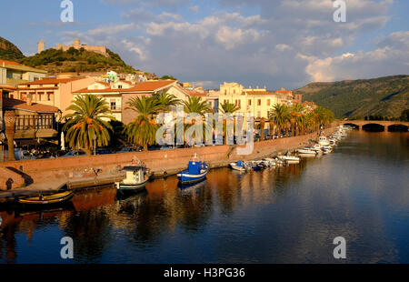 Bosa, Sardaigne, Italie Banque D'Images