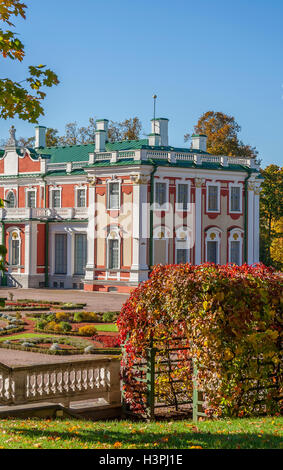 Le Palais Kadriorg en automne Tallinn Banque D'Images