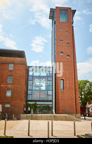 Vue générale du Royal Shakespeare Theatre de Stratford-upon-Avon Banque D'Images