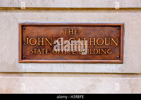 Plaque murale à l'extérieur de l'Etat John C. Calhoun immeuble de bureaux dans la capitale de la Caroline du Sud de la Colombie-Britannique Banque D'Images