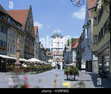 Allemagne, Allgäu, joues, vue locale zone piétonne, street cafe, Ravensburger objectif, l'Europe, la Bavière, les joues dans l'Allgäu, terrasses, maisons, l'enrichissement de la ville, la construction, l'objectif objectif, structure, cafe, peinture de façade, l'art, de la culture, point d'intérêt, p Banque D'Images