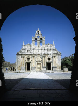 L'île de Crète, Grèce, près du cloître, Arkadi Rethimnon, île méditerranéenne, Minster, église, clocher, la structure, l'architecture, de style architectural, sanctuaire national, la culture, l'endroit d'intérêt, vue Banque D'Images