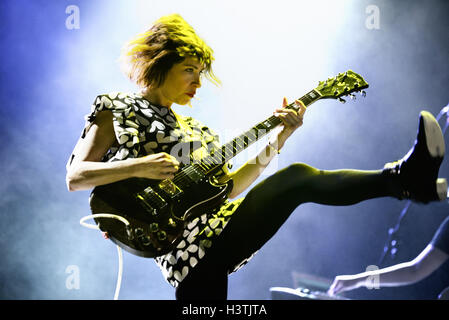 BARCELONA - 29 MAI : Sleater Kinney (band) effectue au Primavera Sound Festival 2015, Heineken stade. Banque D'Images