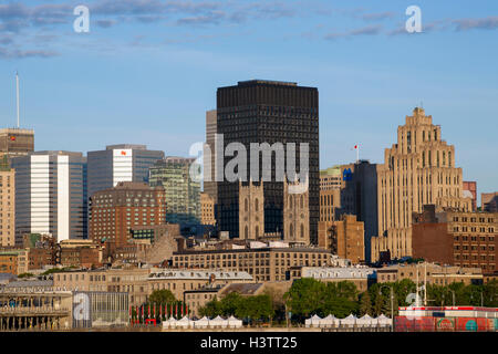 Sur les toits de la ville, Montréal, Québec, Canada Banque D'Images