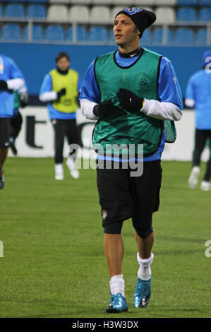 Kiev, UKRAINE - le 3 novembre : Défenseur de l'Inter Milan Marco Materazzi s'exécute au cours de session de formation à Kiev le 3 novembre 2009, un jour avant la Ligue des Champions, Groupe F match de football avec Dynamo Kiev Banque D'Images