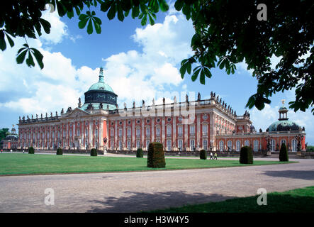 Schloss (château) Sanssouci, Potsdam, Brandebourg, Allemagne Banque D'Images