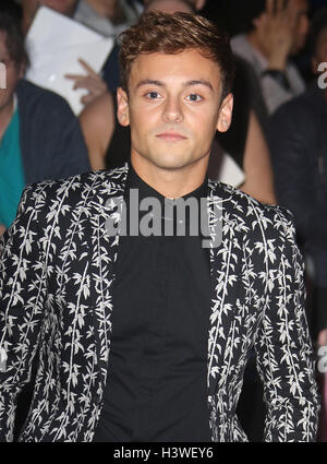 6 septembre 2016 - Tom Daley assistant à GQ Men of the Year Awards 2016 à la Tate Modern de Londres, au Royaume-Uni. Banque D'Images