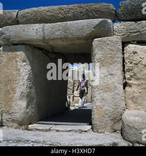 Malte, Hagar Qim, temple, l'entrée principale de l'usine, touristiques, de la culture, complexe des temples mégalithiques, de corps, de la culture, de l'âge néolithique, ruines du temple, les temples Maltais, env. en 3000 avant J.-C., archéologie, fouilles, temple, la Mer Méditerranée Banque D'Images