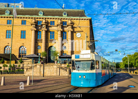 Tramway sur une rue de Göteborg en Suède Banque D'Images