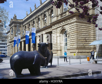 L'Allemagne, Francfort sur le Main, bourse, sculptures, Bull, l'ours, à l'extérieur, Francfort, Bull and Bear, icône, Bull, affaissement du marché, de la construction, de l'avant-cour Banque D'Images