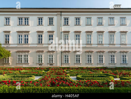 Les jardins baroques au Palais Mirabell à Salzbourg, Autriche Banque D'Images