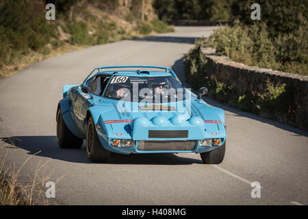 PALASCA, CORSE - 7 octobre 2016. S & P Machoir Mardon dans leur Lancia Stratos en 2016 Tour de Corse Historique Banque D'Images