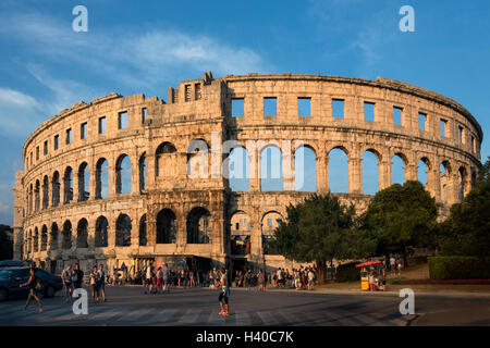 L'hôtel Pula Arena un amphithéâtre romain situé à Pula, Croatie. Banque D'Images