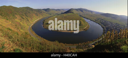 Allemagne, Rhénanie-Palatinat, Bremm, aperçu, Moselle local loop, automne, Europe, vallée de la Moselle, paysage, paysage, rivière, colline de la Moselle, cours d'une rivière, endroit, vignes, vin, vignoble, vignoble, l'agriculture, de la nature Banque D'Images