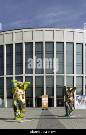 Allemagne, Berlin, site d'exposition, Buddy Bären ' n° 018  + n° 019, l'Europe, la ville, capitale, centre de congrès international, CCI, détail, Buddy Bär Berlin Show, "des rouleaux compensateurs', # 018, # 019, les artistes Valeri Kurtu, l'emplacement de l'avenue d'entrée de la Mazurie, unique Banque D'Images