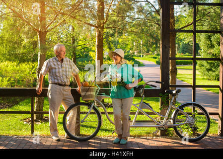 Couple de tandem. Banque D'Images