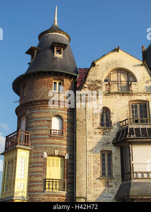 Mers-les-Bains, ancienne villa, Somme, Picardie, Hauts-de-France, France Banque D'Images