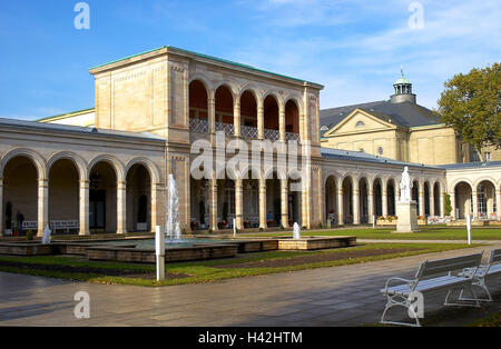 Allemagne, Bavière, Bad Kissingen, health resort garden, arcades, parc, fontaine, automne, l'Europe, en Basse-franconie, ville, ville culturelle, de l'état de santé, bain resort garden, bien et changer hall, bâtiment, architecture, jeux vidéo, point d'intérêt, parc aquatique, cy Banque D'Images