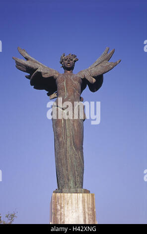 La Grèce, le Péloponnèse, Elis, Olympia, la place de l'hôtel de ville, monument, ''bronze angel', l'Europe, la ville, le monument de la paix, monument de l'amitié, le souvenir, statue, Angel, de la culture, de l'endroit d'intérêt Banque D'Images