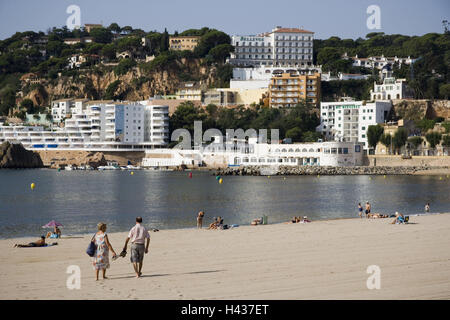 Mer, plage, Sant Feliu de Guixols, Costa Brava, Catalogne, Espagne, littoral, ville, port, vue sur ville, hôtels, port, plage, plage de sable fin, la baie, les baigneurs, les gens d'affaires, vacanciers, Banque D'Images