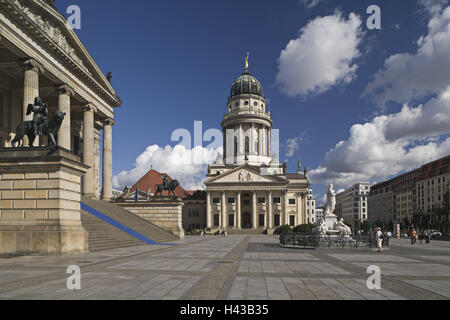 Allemagne, Berlin, le gendarme's market, cathédrale française, shimmer monument, l'Europe, la ville, capitale, dome tower, tour, Dome, structure, architecture, monument, lieu de destination, d'intérêt, du tourisme, de l'église, la construction de l'église, sacré, l'architecture, à l'extérieur, Banque D'Images