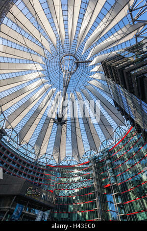Sony Center avec dôme en verre, architecte Helmut Jahn, Potsdamer Platz, Berlin, Deutschland Banque D'Images