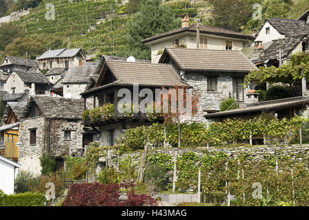 Suisse, Tessin, vallée de Verzasca, Vogorno, maison de village, montagne, Banque D'Images