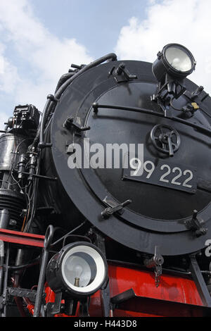 Locomotive à vapeur, 99222, Fabrication de l'année 1931, en vue de face, gondolé, résineux, à travers la trajectoire et trajectoire forfaitaire, Banque D'Images